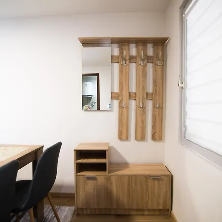 Apartament Bozur
