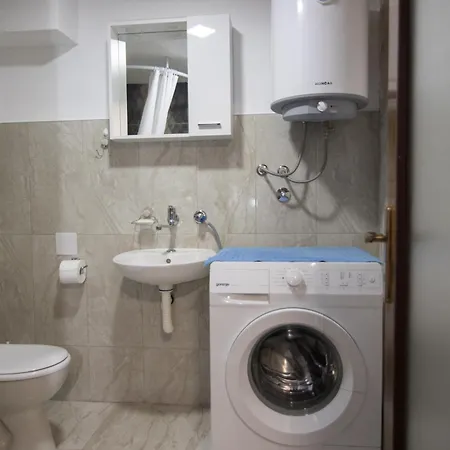 Bozur Apartment